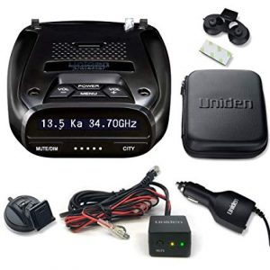 Photo of Uniden DFR6 plus accessories
