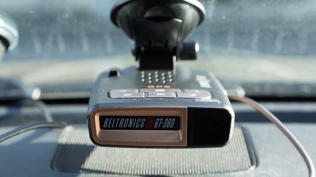 Photo of Beltronics GT-360 mounted on the windshield