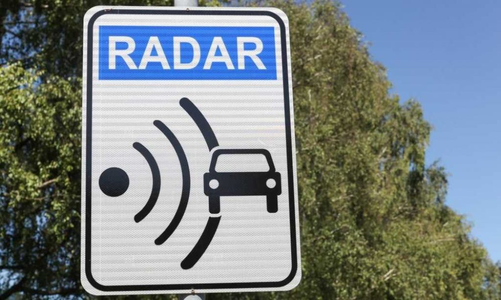 radar detecting sign